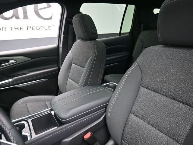 2025 Chevrolet Traverse LT 2LT