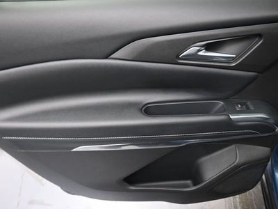 2025 Chevrolet Traverse LT 2LT