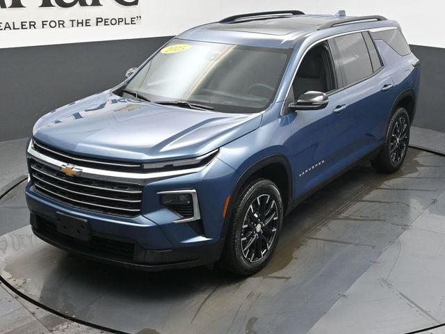 2025 Chevrolet Traverse LT 2LT