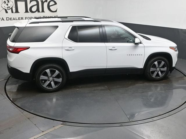2021 Chevrolet Traverse LT Leather