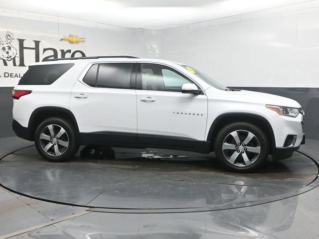 2021 Chevrolet Traverse LT Leather