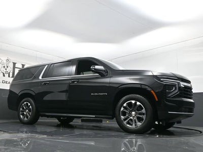 2025 Chevrolet Suburban LS