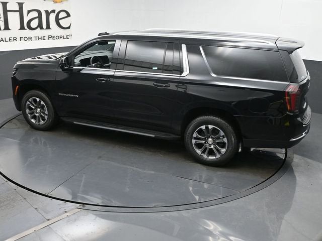2025 Chevrolet Suburban LS