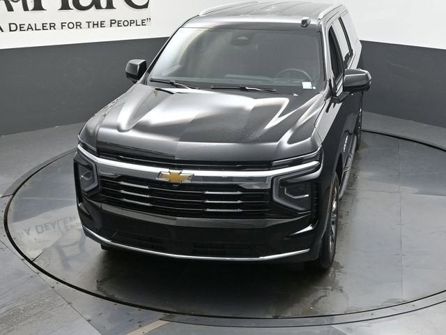 2025 Chevrolet Suburban LS