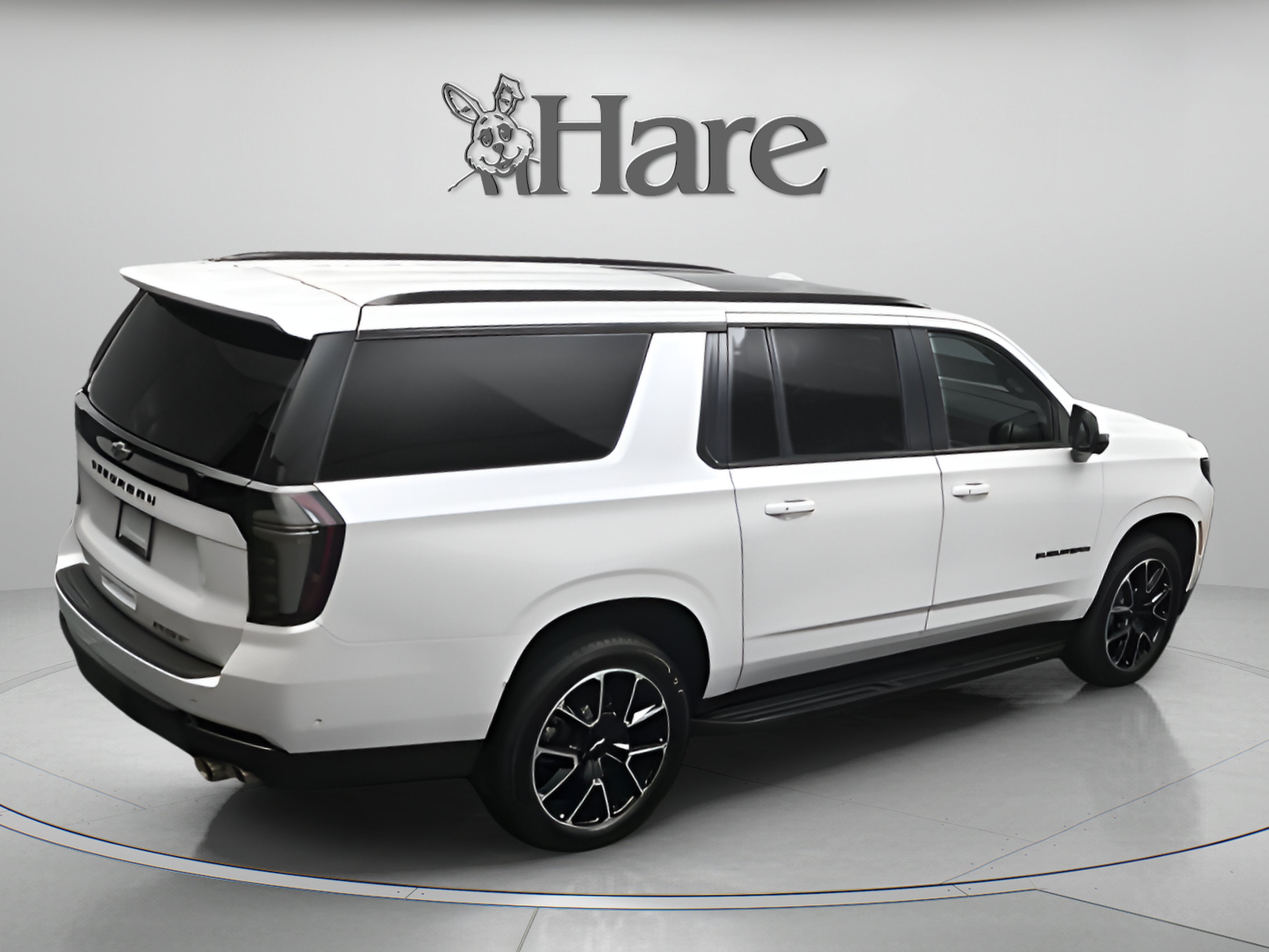 2025 Chevrolet Suburban RST