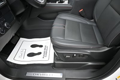 2025 Chevrolet Suburban RST
