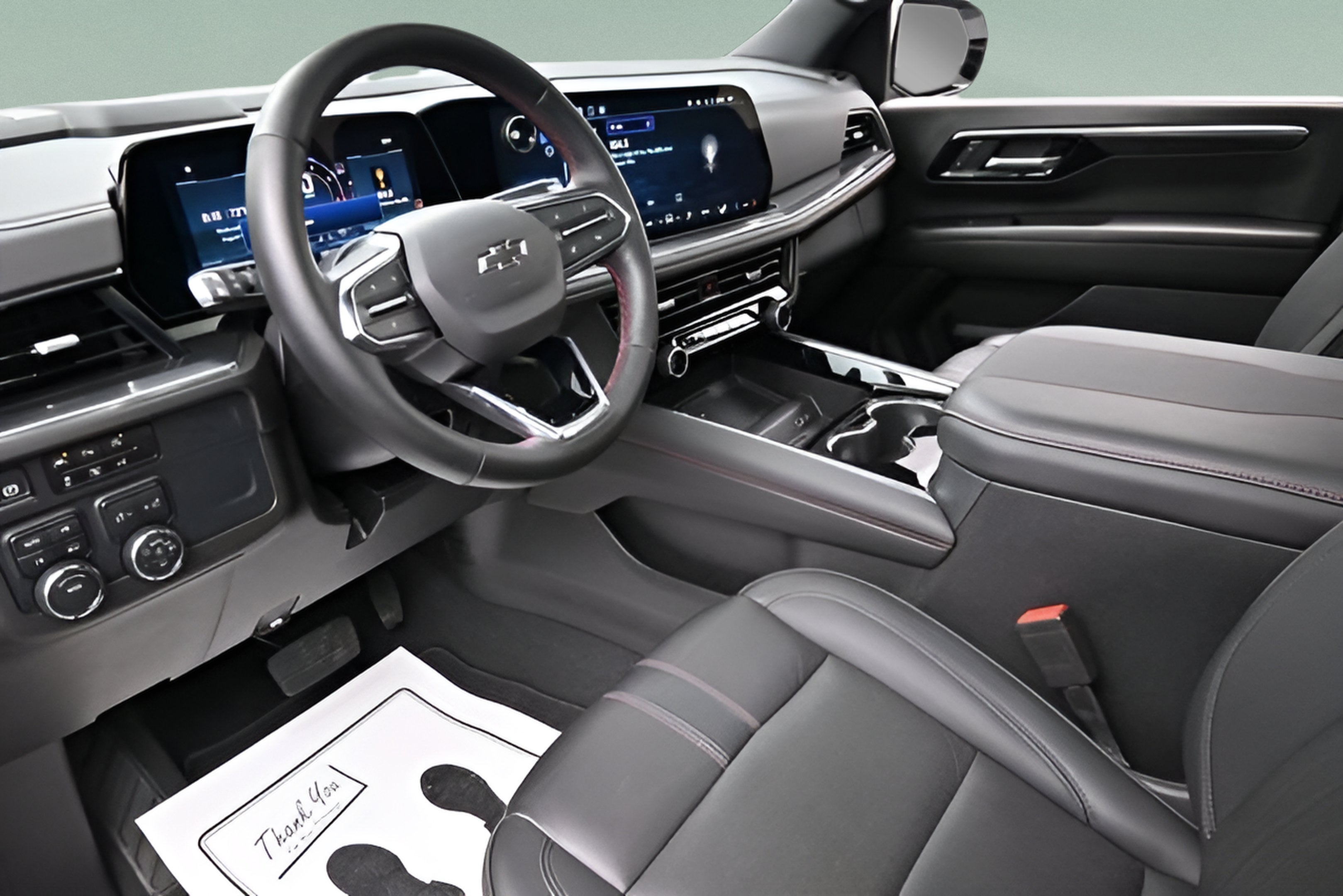 2025 Chevrolet Suburban RST