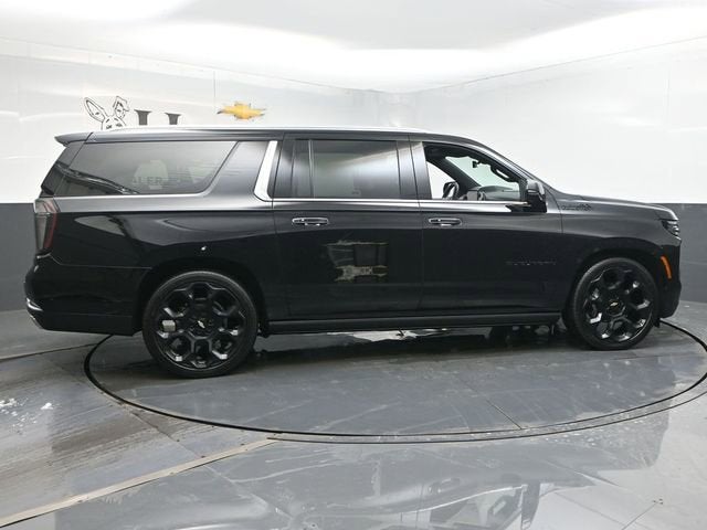 2025 Chevrolet Suburban High Country