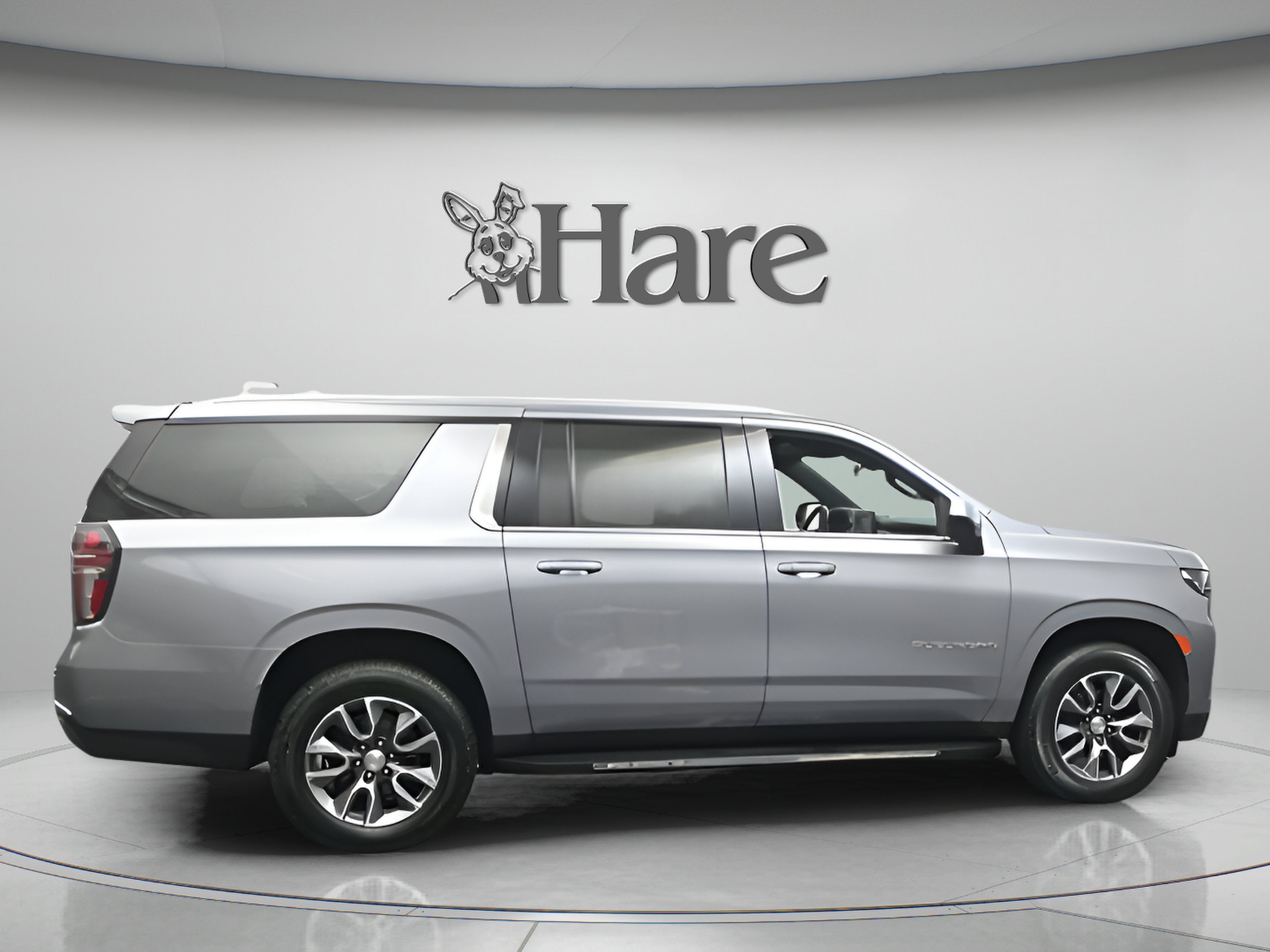 2023 Chevrolet Suburban LS