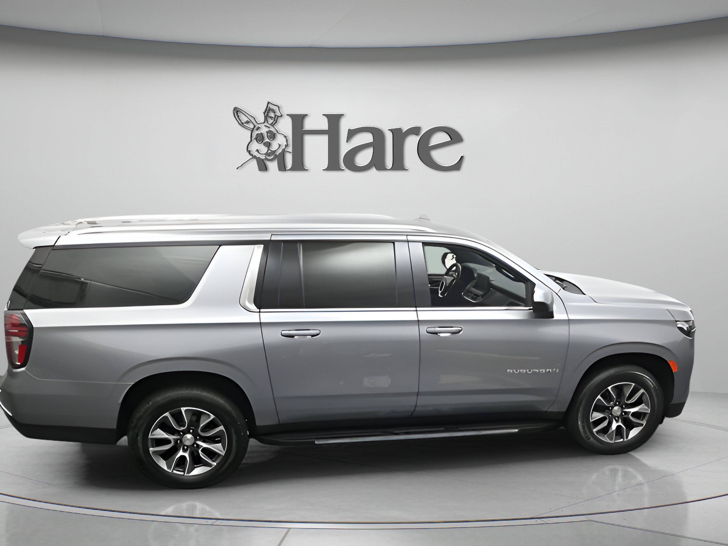 2023 Chevrolet Suburban LS