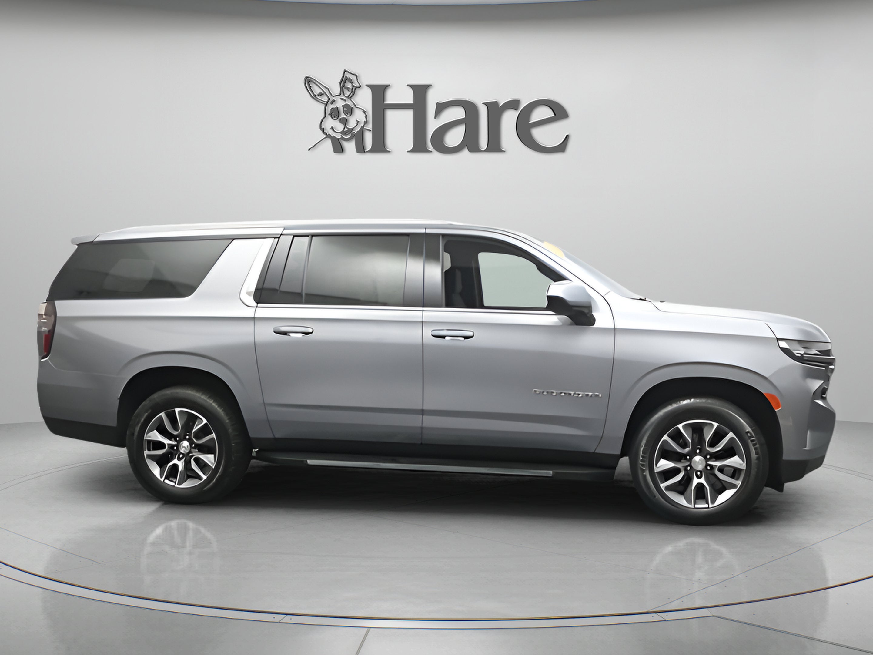 2023 Chevrolet Suburban LS