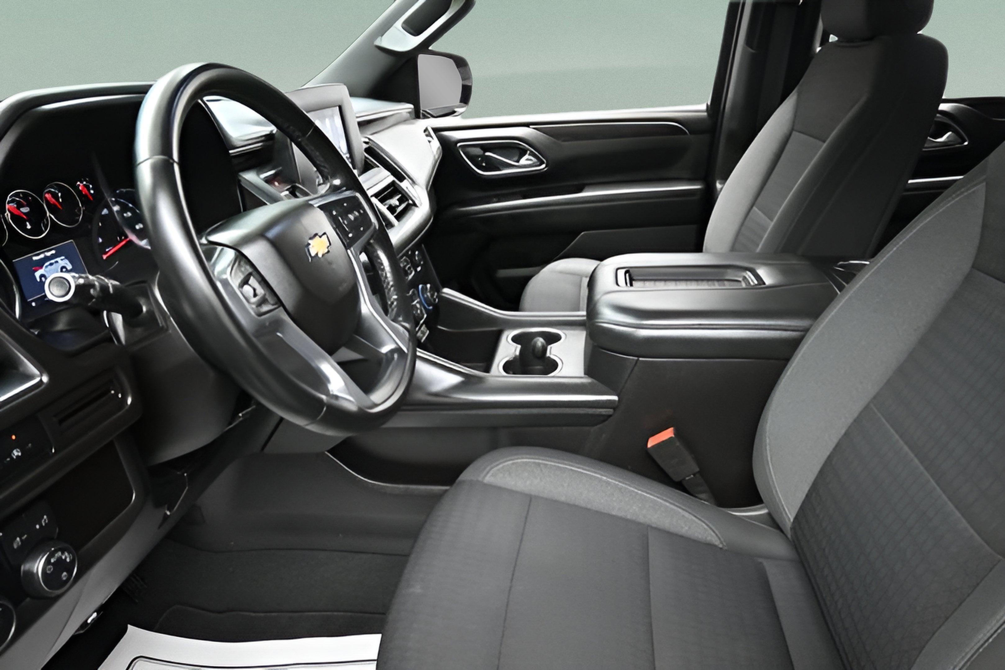 2023 Chevrolet Suburban LS
