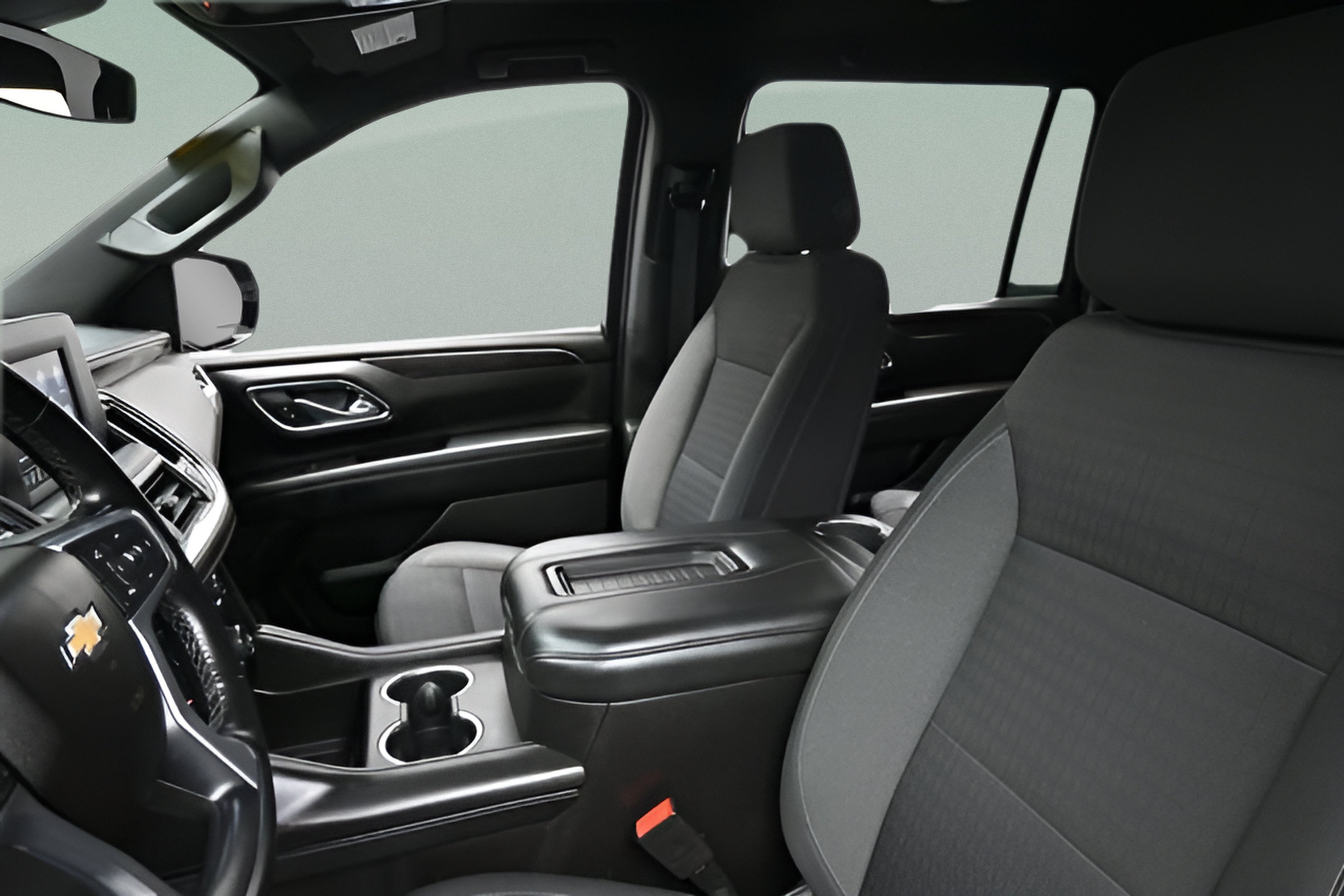 2023 Chevrolet Suburban LS