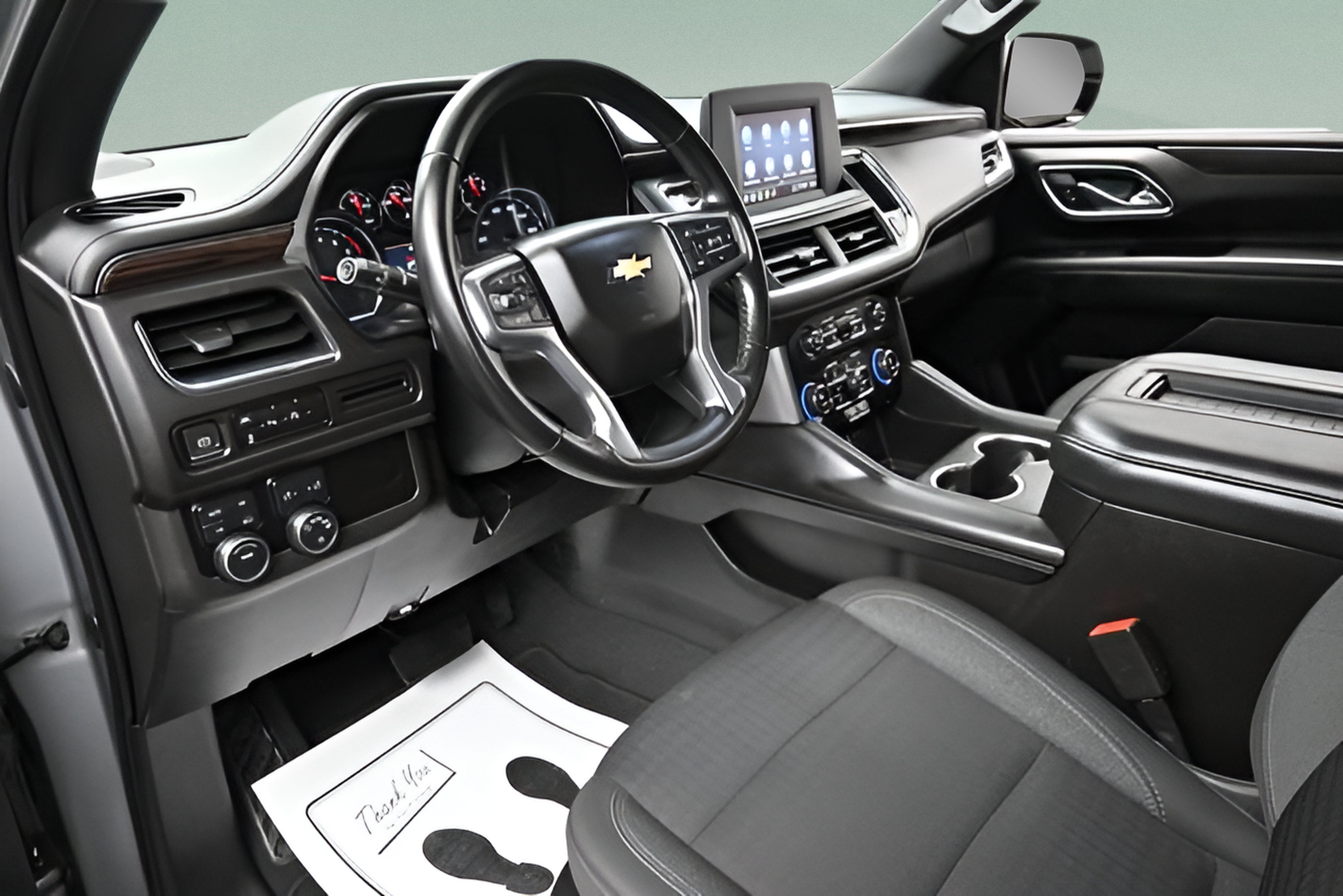 2023 Chevrolet Suburban LS