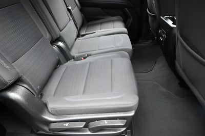 2023 Chevrolet Suburban LS