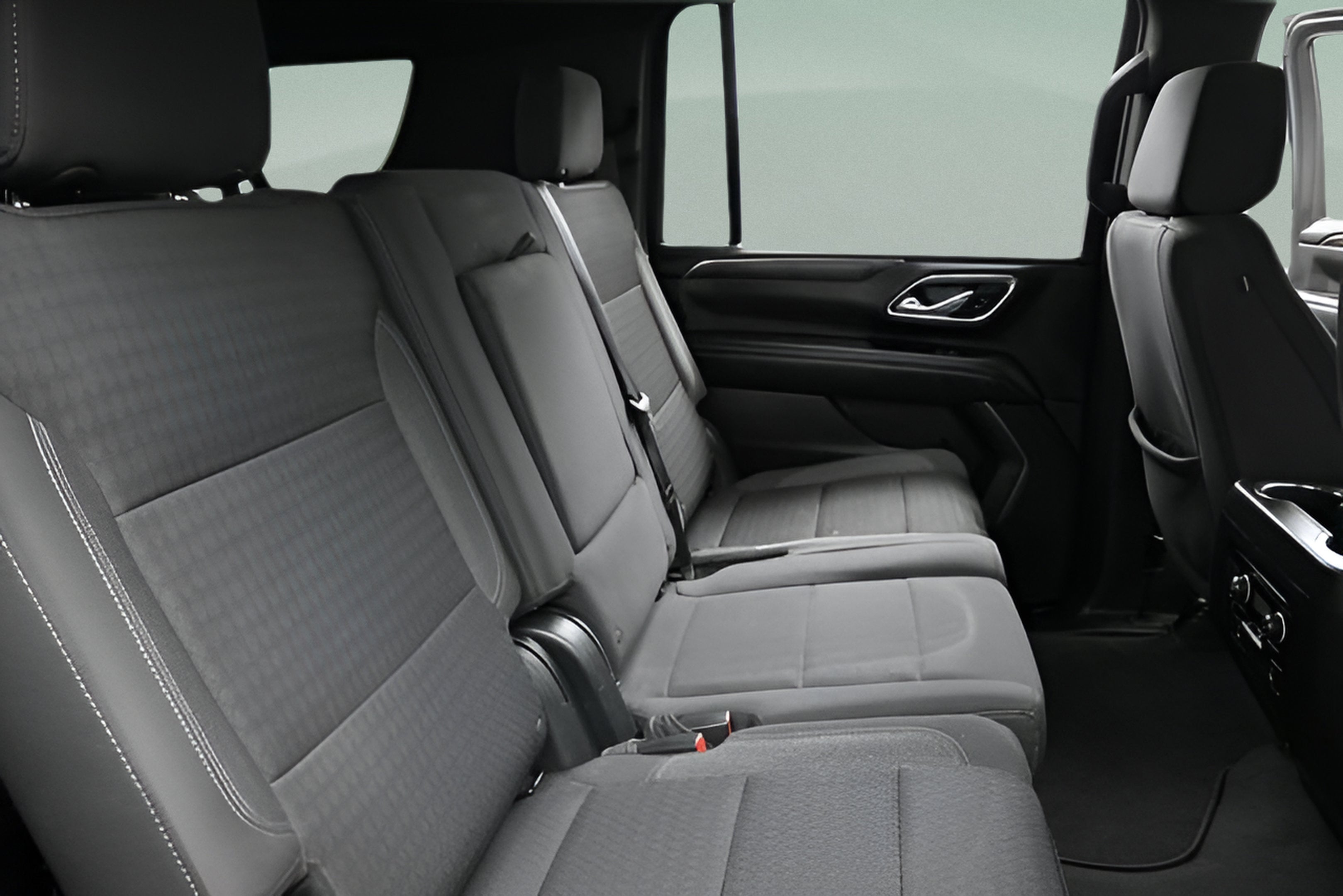 2023 Chevrolet Suburban LS