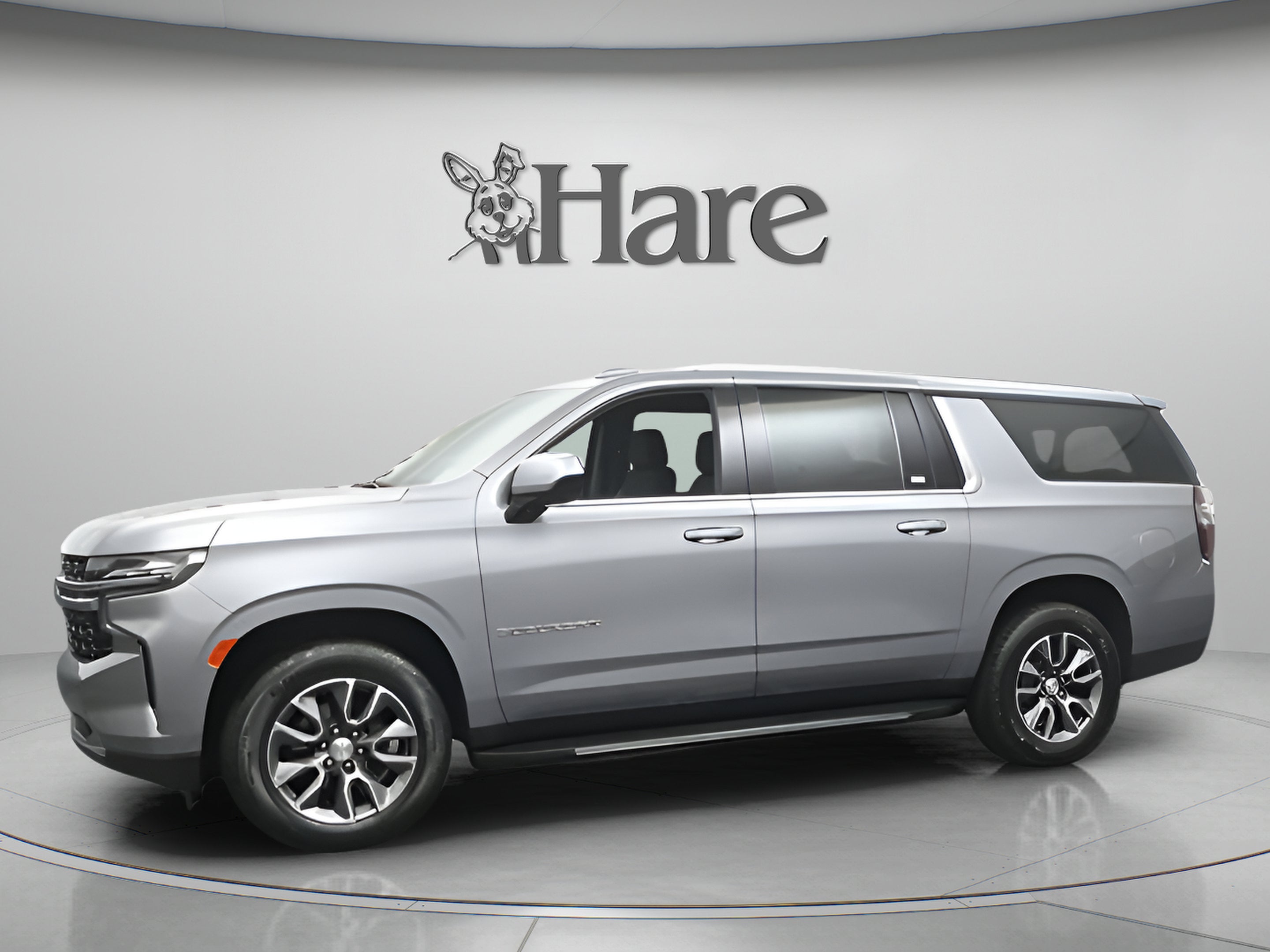 2023 Chevrolet Suburban LS