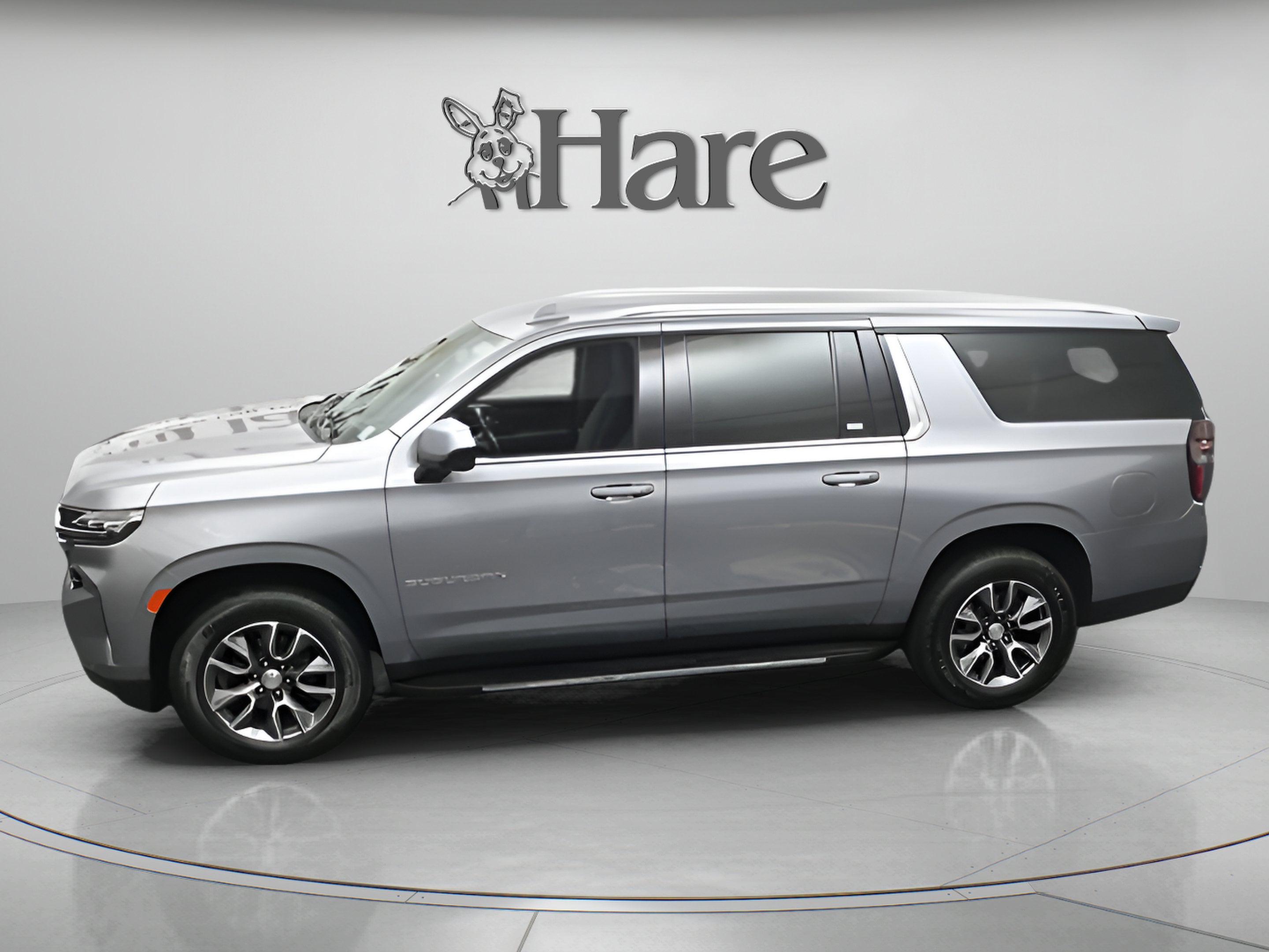 2023 Chevrolet Suburban LS