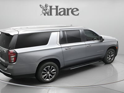 2023 Chevrolet Suburban LT