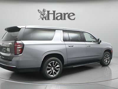 2023 Chevrolet Suburban LT