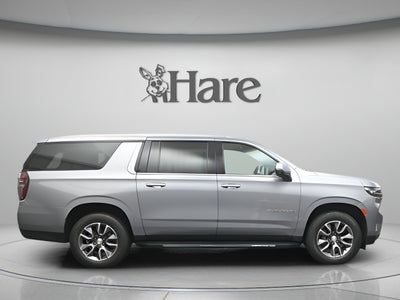 2023 Chevrolet Suburban LT