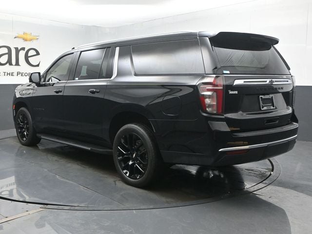 2023 Chevrolet Suburban LT