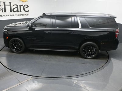 2023 Chevrolet Suburban LT