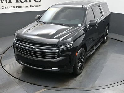 2023 Chevrolet Suburban LT