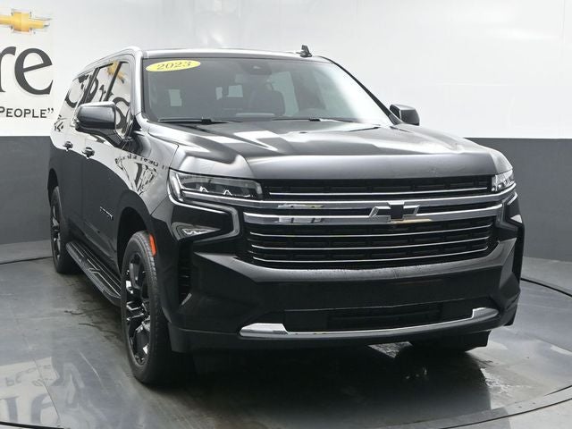 2023 Chevrolet Suburban LT