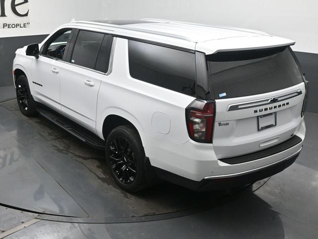 2023 Chevrolet Suburban LT