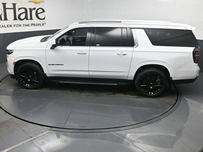2023 Chevrolet Suburban LT