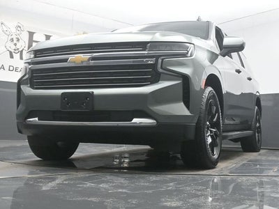 2023 Chevrolet Suburban LT