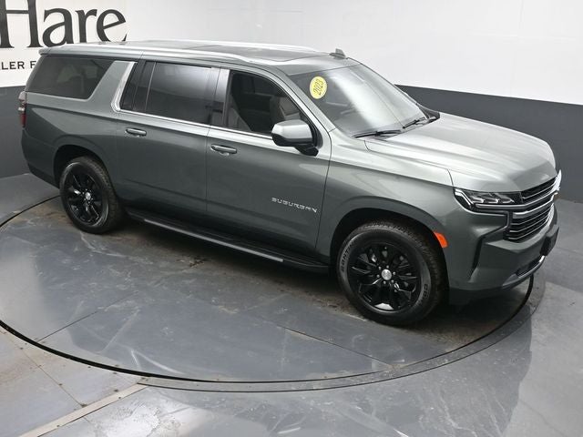 2023 Chevrolet Suburban LT