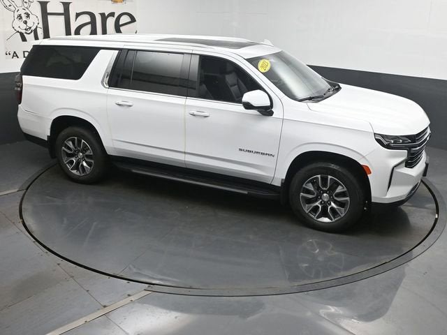2023 Chevrolet Suburban LT