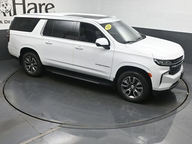 2023 Chevrolet Suburban LT