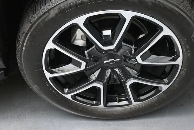 2022 Chevrolet Suburban RST