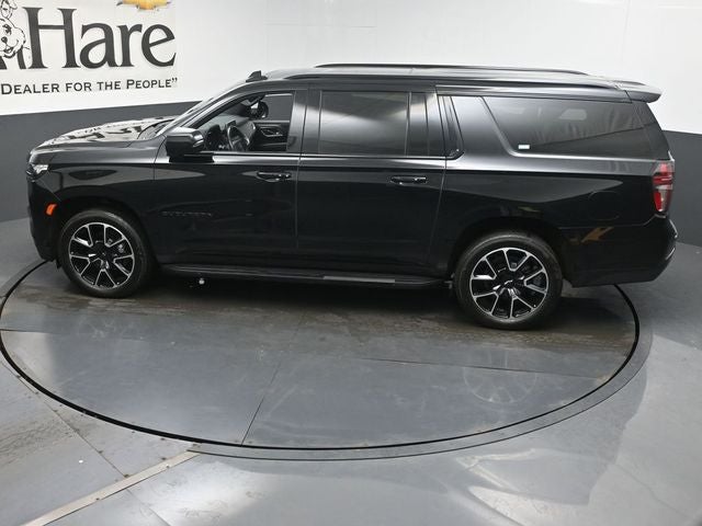 2022 Chevrolet Suburban RST