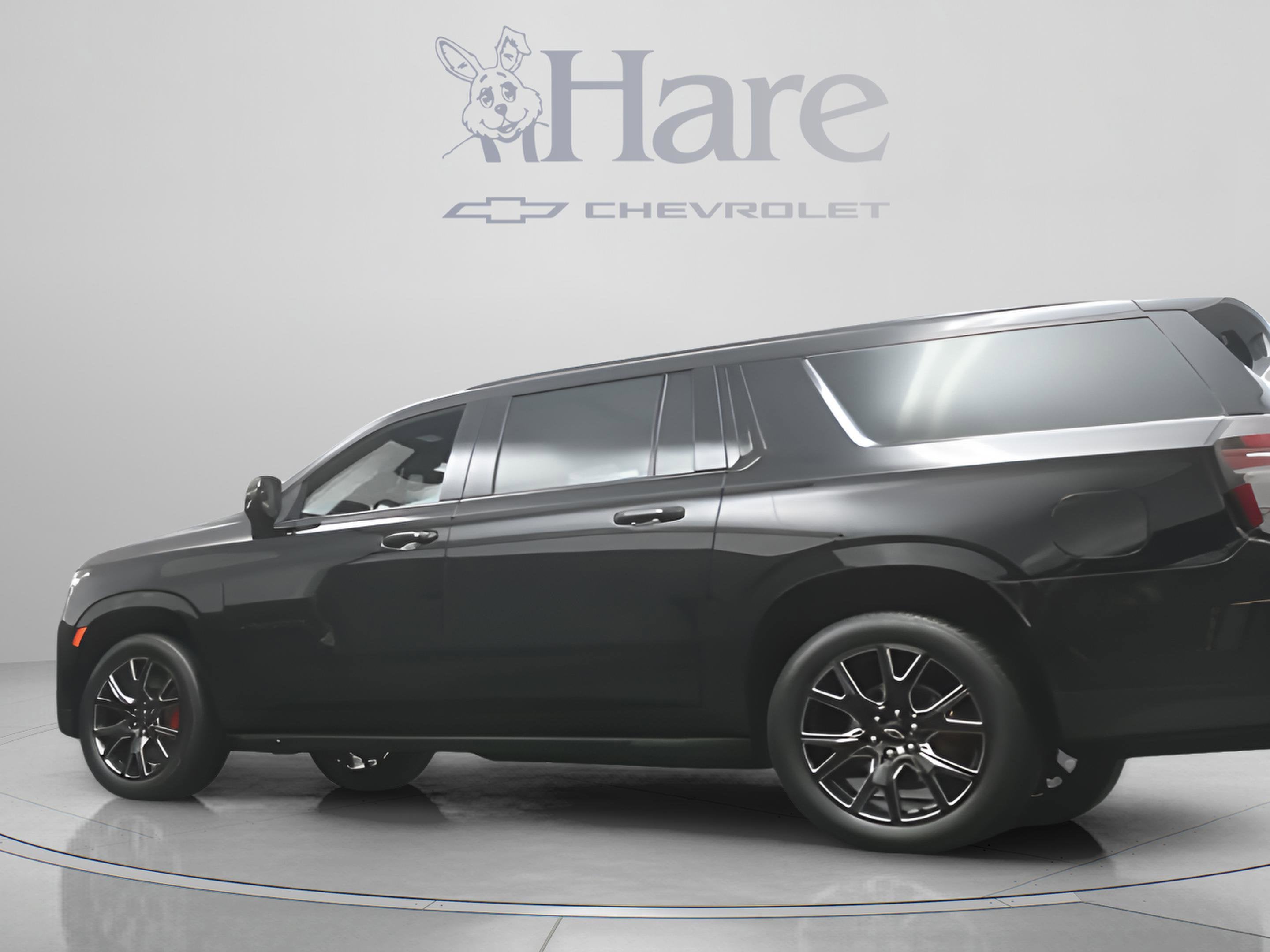 2024 Chevrolet Suburban RST