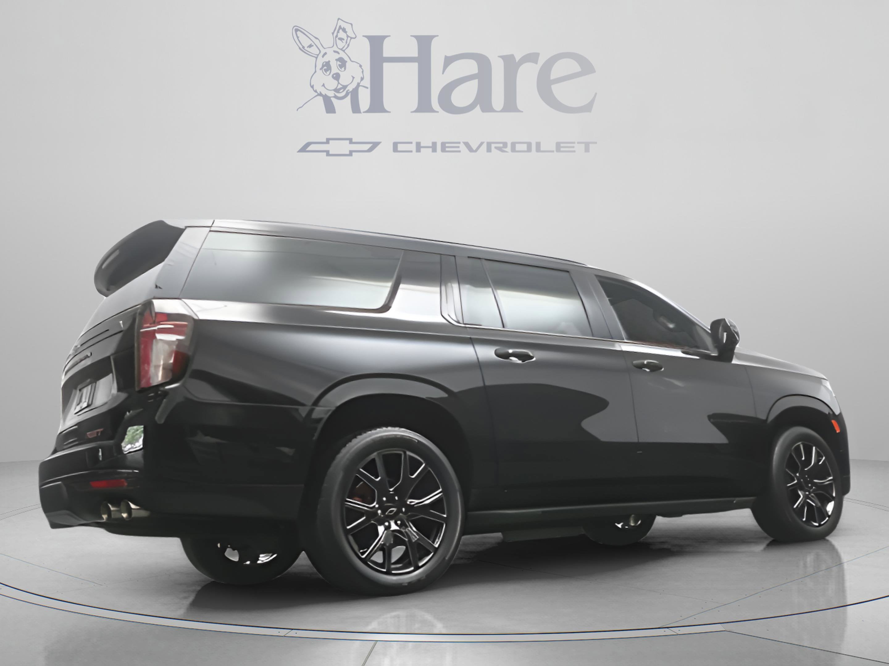 2024 Chevrolet Suburban RST