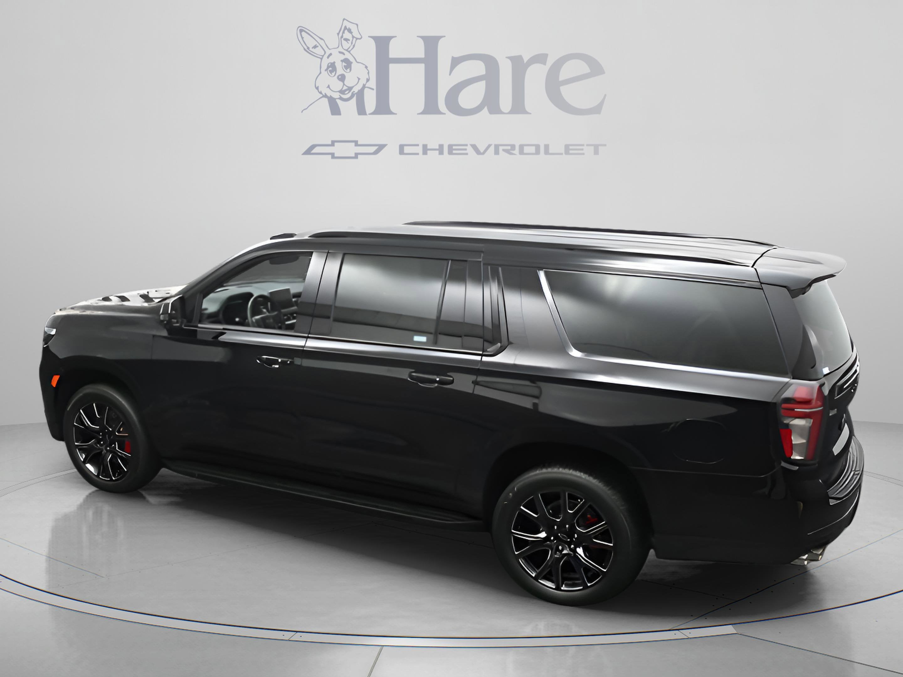 2024 Chevrolet Suburban RST