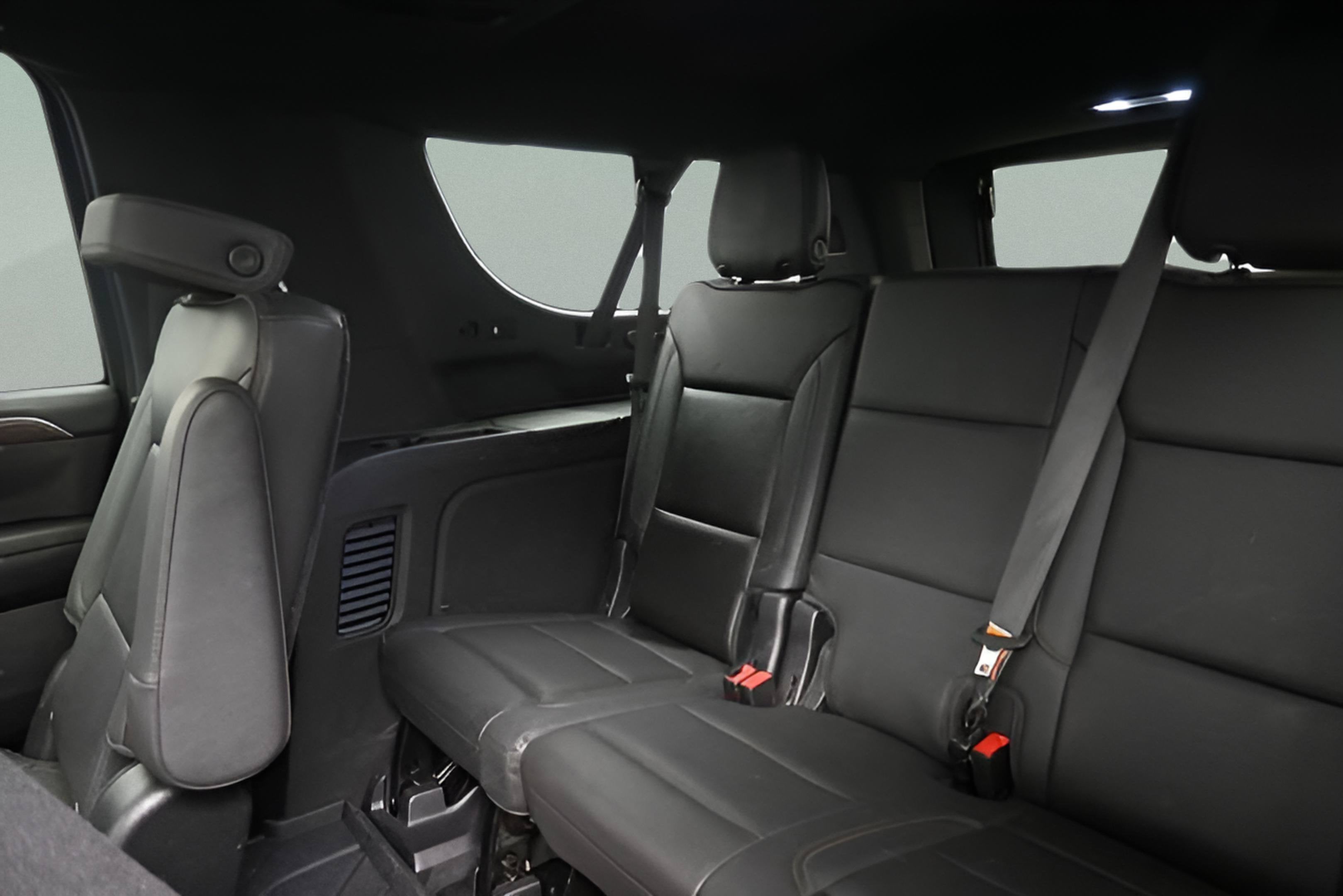 2021 Chevrolet Suburban High Country