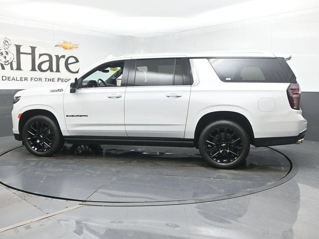 2023 Chevrolet Suburban High Country