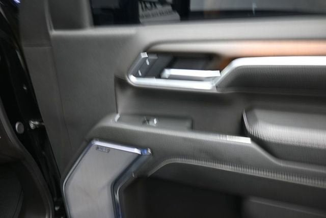 2025 GMC Sierra 2500HD Denali