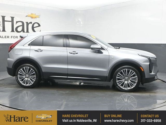 2024 Cadillac XT4 Premium Luxury