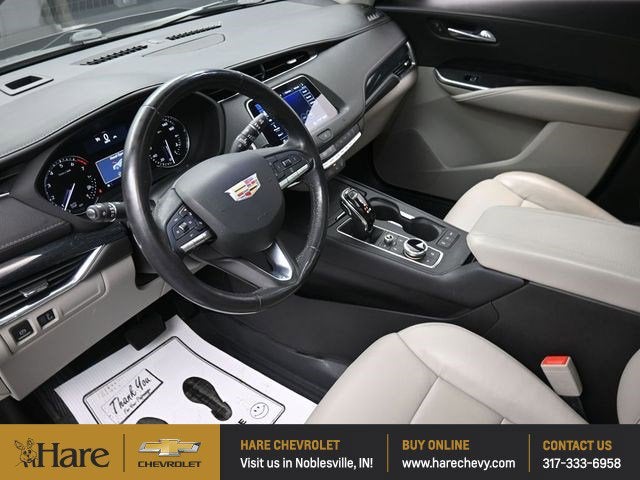 2020 Cadillac XT4 Premium Luxury