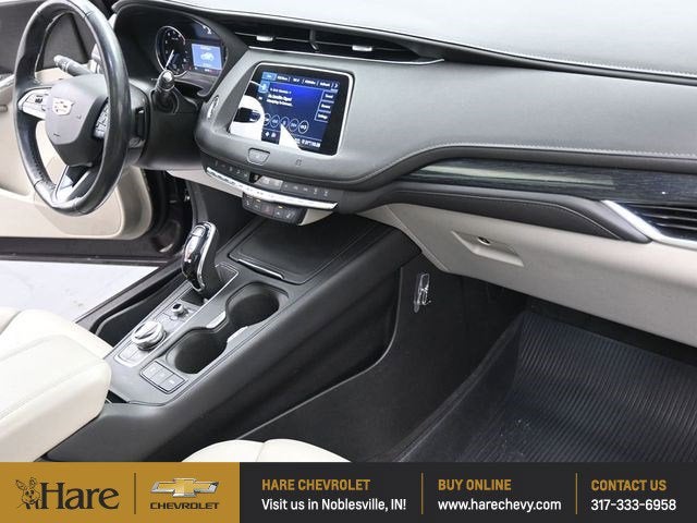 2020 Cadillac XT4 Premium Luxury