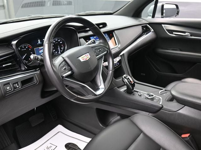 2024 Cadillac XT6 Luxury