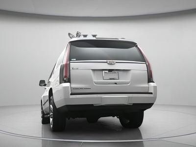 2017 Cadillac Escalade Luxury