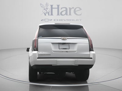 2019 Cadillac Escalade Luxury