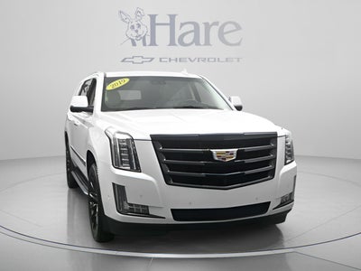 2019 Cadillac Escalade Luxury